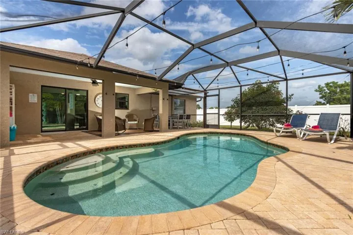 132 Se 27th Ter, Cape Coral, Florida 33904