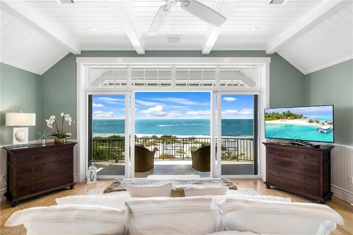 Primary suite with breathtaking Gulf views