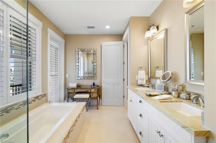 Primary bath