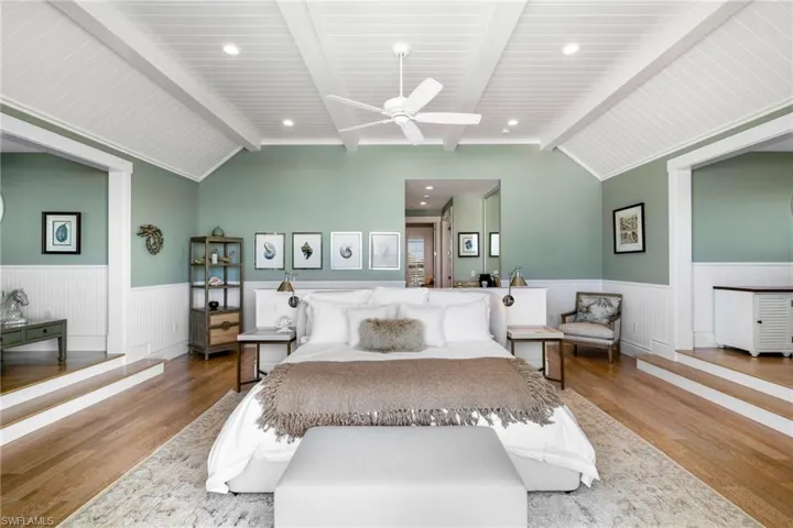 Primary suite with ceiling detail