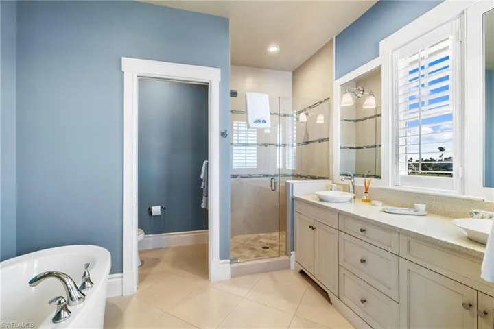 Executive bath