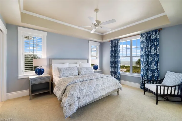 executive suite with access to lanai and Gulf views