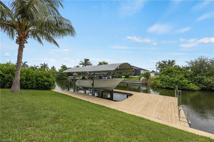 2509 Surfside Blvd, Cape Coral, Florida 33914