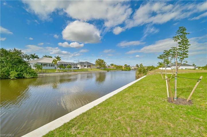 1328 NW 13th  PL, Cape Coral, FL 33993