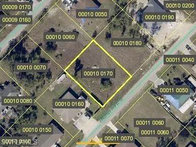 2420-2422  HERB S AVE, Lehigh Acres, FL 33973