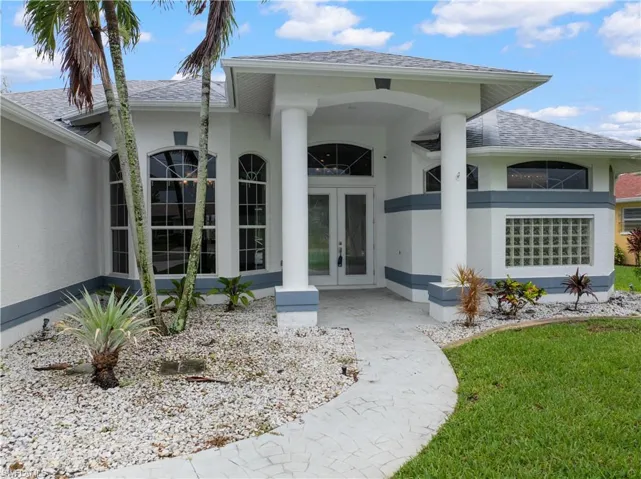 424 SE 29th  ST, Cape Coral, FL 33904