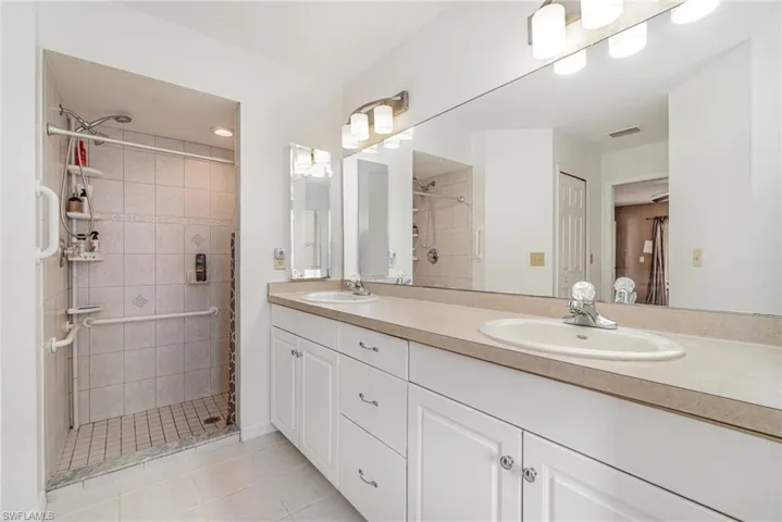2128 Ne 4th St, Cape Coral Fl 33909