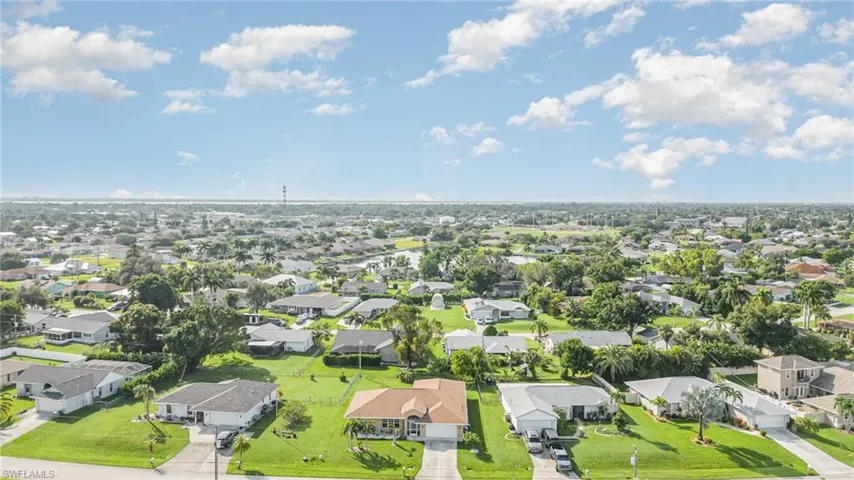 2128 Ne 4th St, Cape Coral Fl 33909