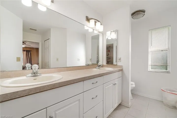 2128 Ne 4th St, Cape Coral Fl 33909