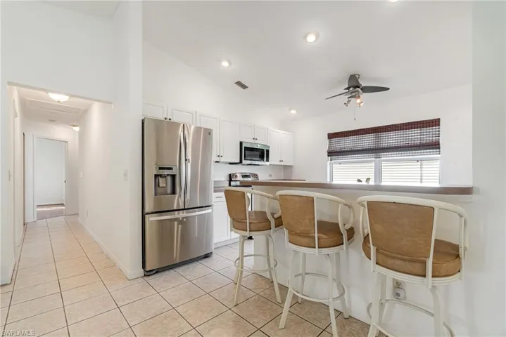 2128 Ne 4th St, Cape Coral Fl 33909