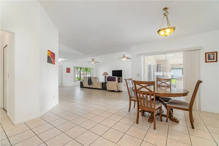 2128 Ne 4th St, Cape Coral Fl 33909