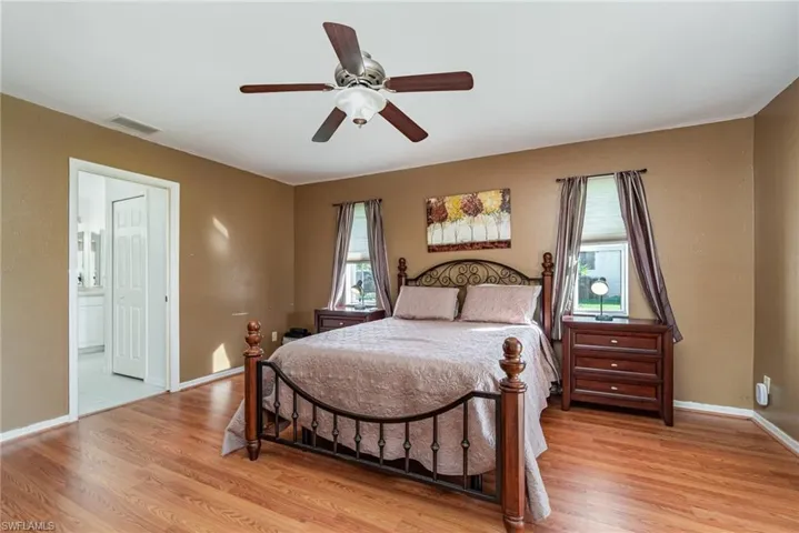 2128 Ne 4th St, Cape Coral Fl 33909