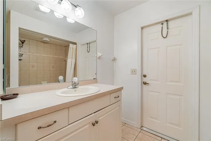 2128 Ne 4th St, Cape Coral Fl 33909
