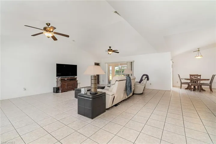 2128 Ne 4th St, Cape Coral Fl 33909