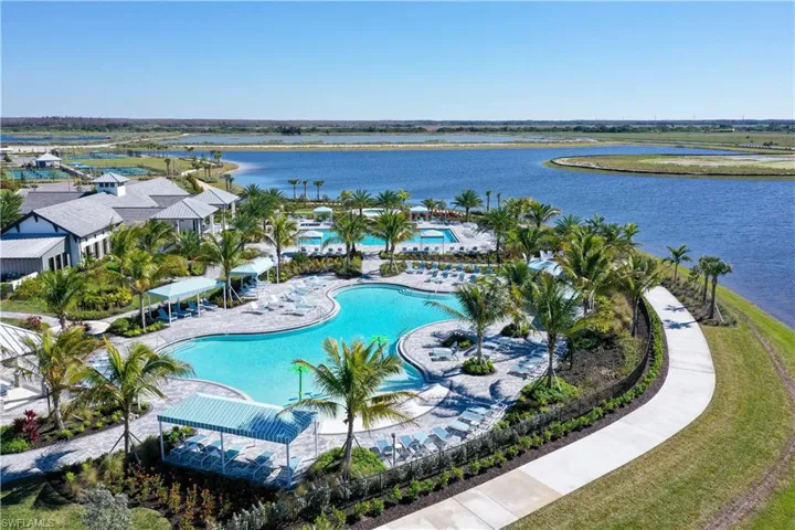 4593  Centaurus  CIR, Naples, FL 34120