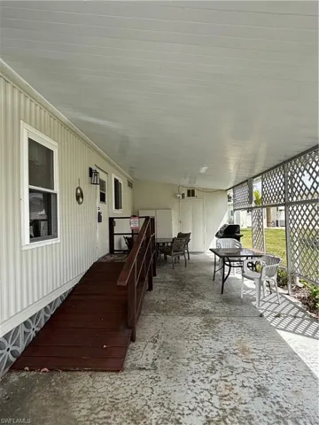 View of patio/carport