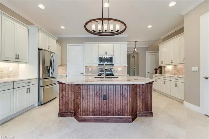 High End Real Quarztie Countertops
