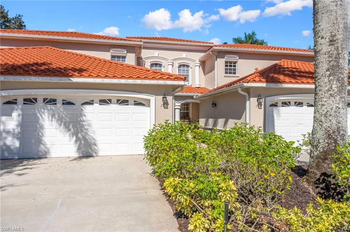 3335 Grand Cypress Dr 101, Naples, Florida 34119