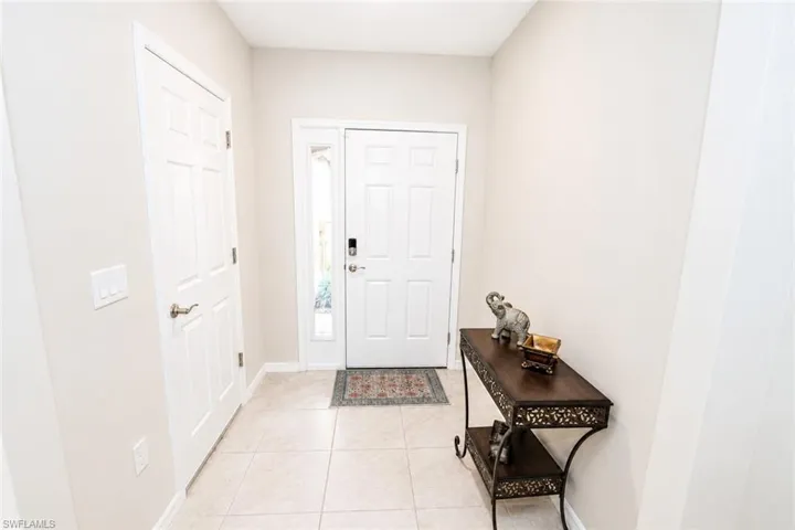 3763 Crofton Ct, Fort Myers, Florida 33916