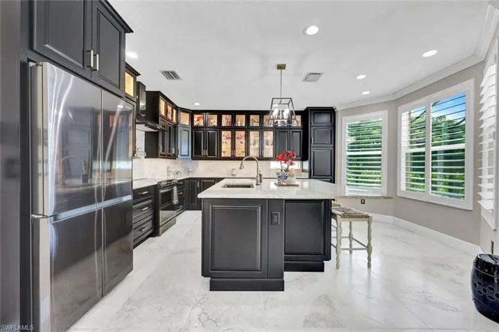 1764 Birdie Dr, Naples, Florida 34120