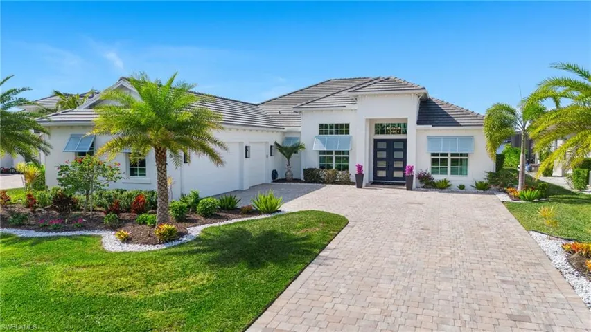 13816  Blue Bay  CIR, Fort Myers, FL 33913
