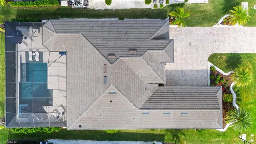 13816  Blue Bay  CIR, Fort Myers, FL 33913