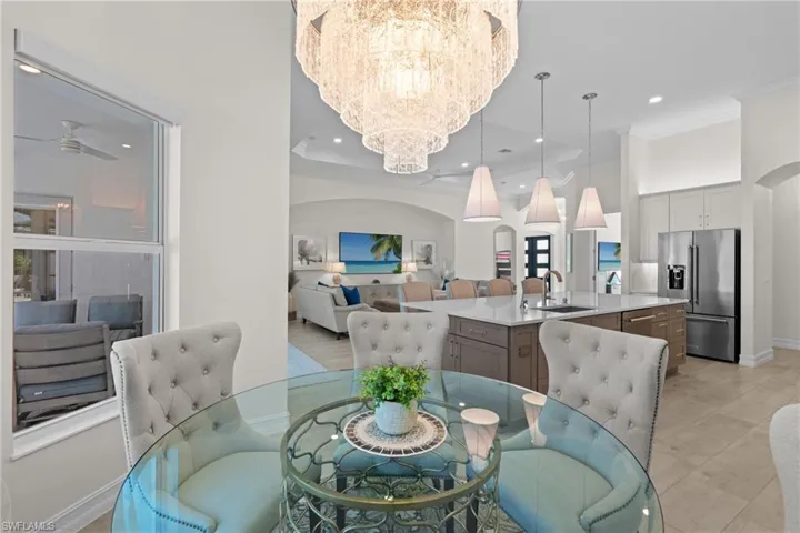 13816  Blue Bay  CIR, Fort Myers, FL 33913