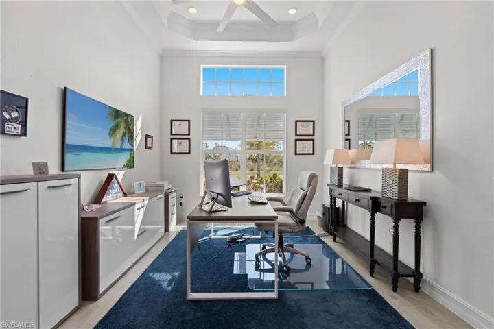 13816  Blue Bay  CIR, Fort Myers, FL 33913
