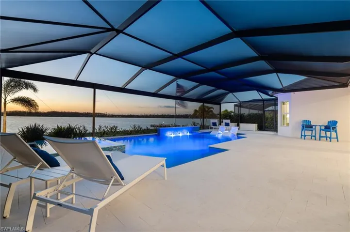 13816  Blue Bay  CIR, Fort Myers, FL 33913