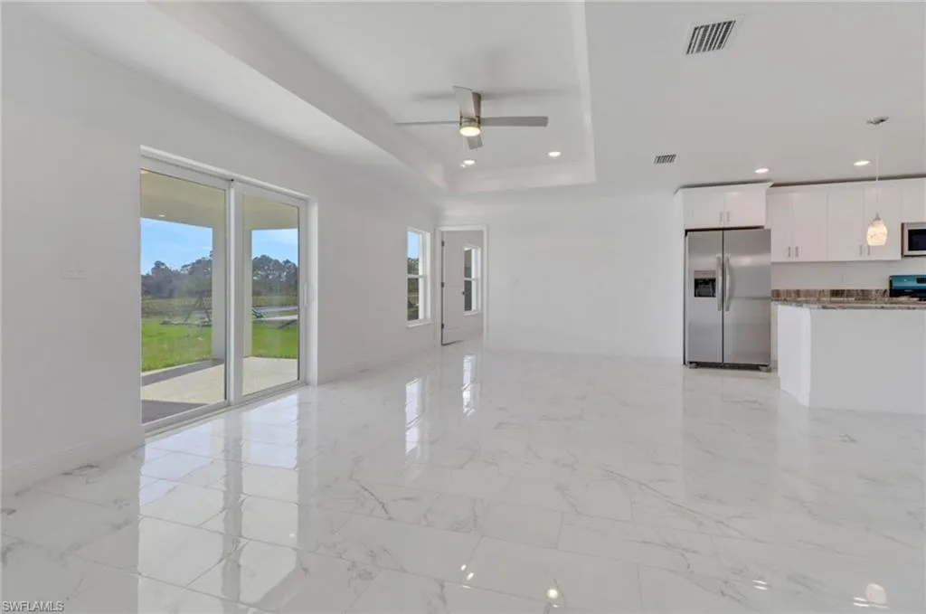 381 Paulcrest AVE, Lehigh Acres, FL 33974,224085797
