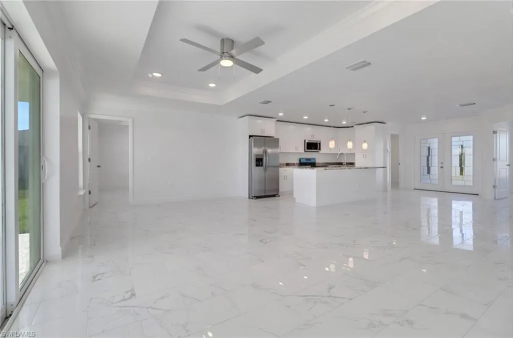 381 Paulcrest AVE, Lehigh Acres, FL 33974,224085797