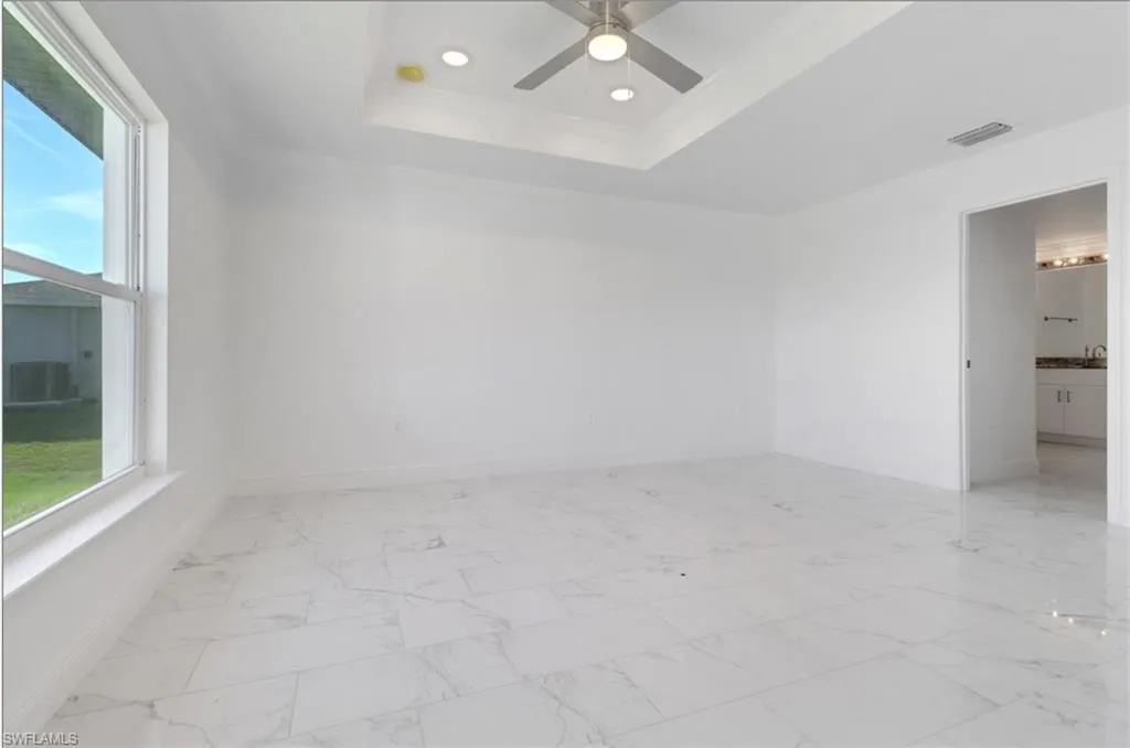 381 Paulcrest AVE, Lehigh Acres, FL 33974,224085797