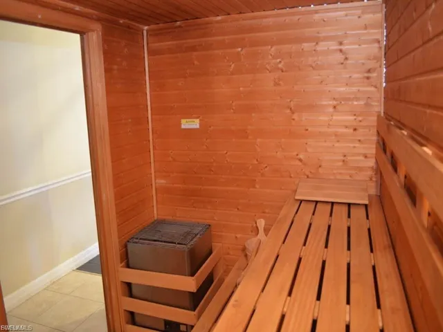 Relaxing Sauna
