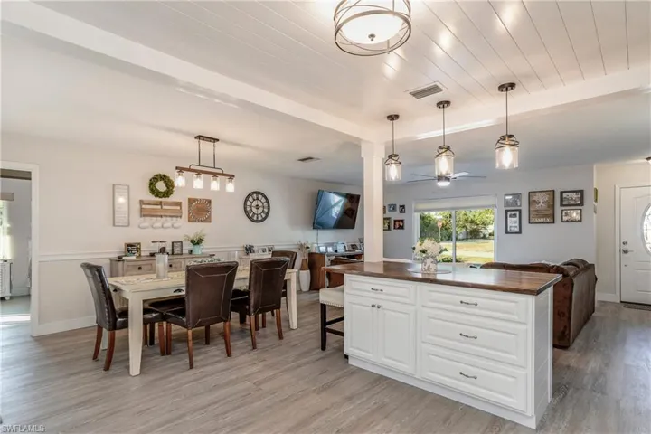 1264  Bounds  ST, Port Charlotte, FL 33952