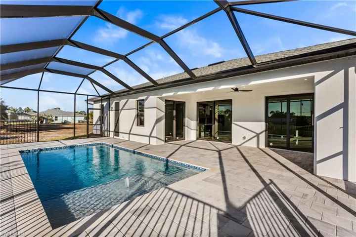3318 NE 13th  PL, Cape Coral, FL 33909