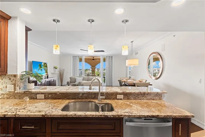 451 Bayfront Pl 5410, Naples, Florida 34102