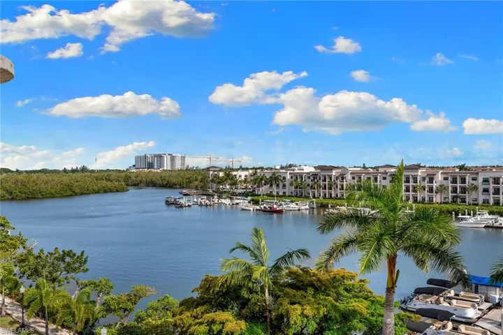 451 Bayfront Pl 5410, Naples, Florida 34102