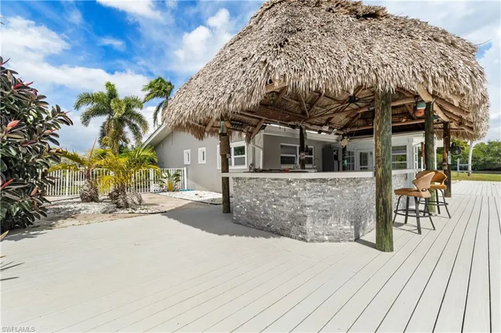 Tiki Hut