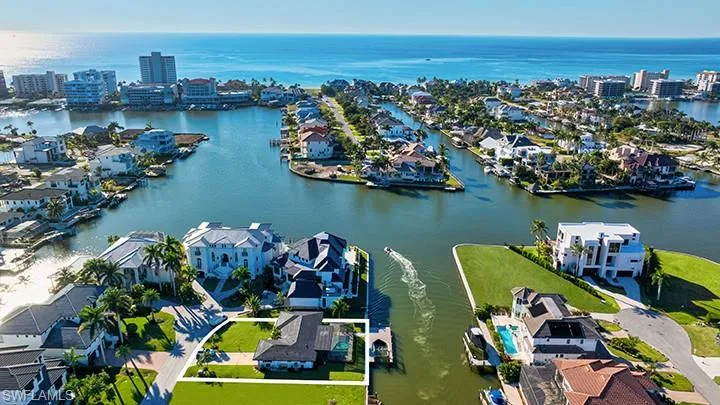 385 Willet Ave, Naples, Florida 34108