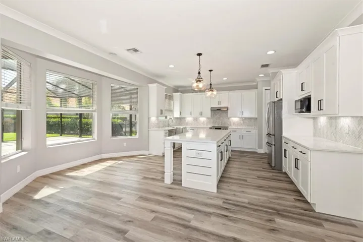 11103 Sparkleberry Dr, Fort Myers, Florida 33913