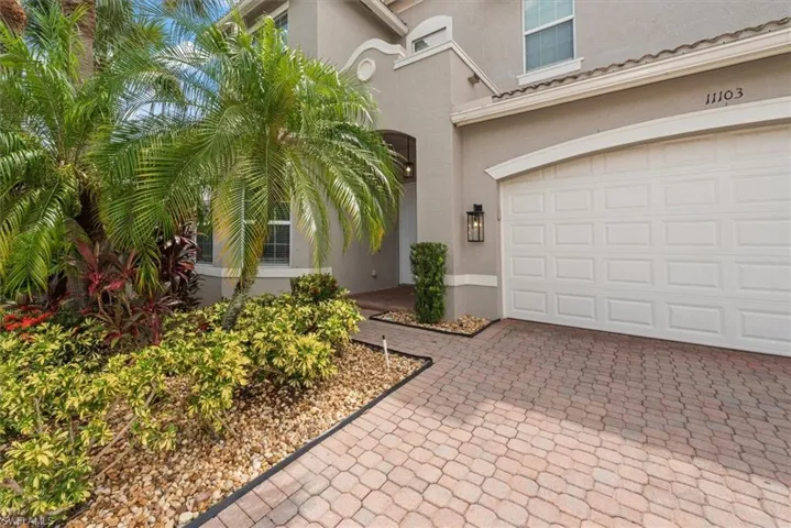 11103 Sparkleberry Dr, Fort Myers, Florida 33913