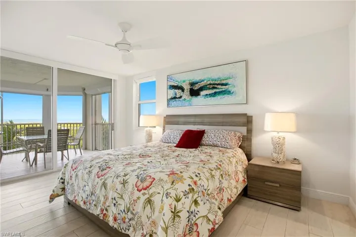 5550 Heron Point Dr 503, Naples, Florida 34108