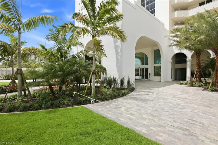5550 Heron Point Dr 503, Naples, Florida 34108