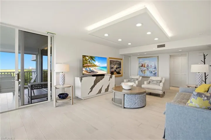 5550 Heron Point Dr 503, Naples, Florida 34108