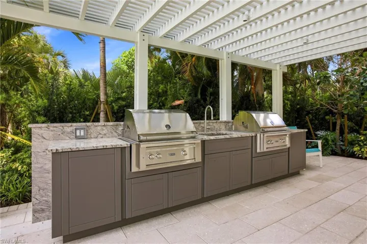 5550 Heron Point Dr 503, Naples, Florida 34108