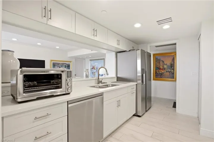 5550 Heron Point Dr 503, Naples, Florida 34108