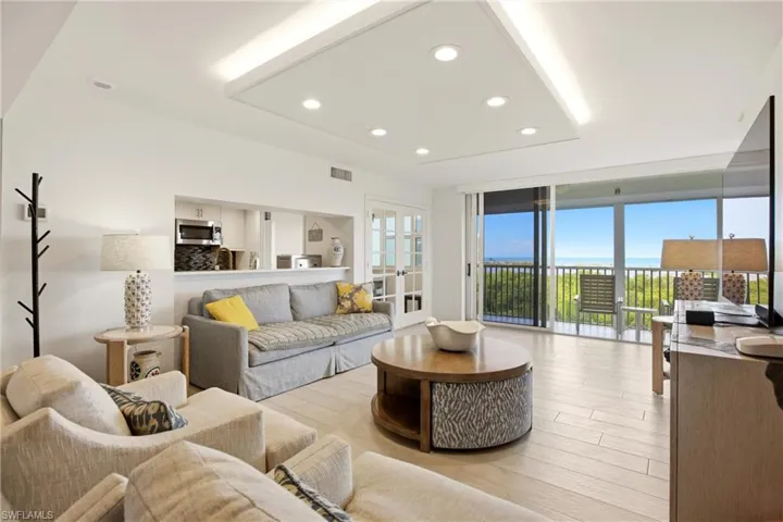 5550 Heron Point Dr 503, Naples, Florida 34108
