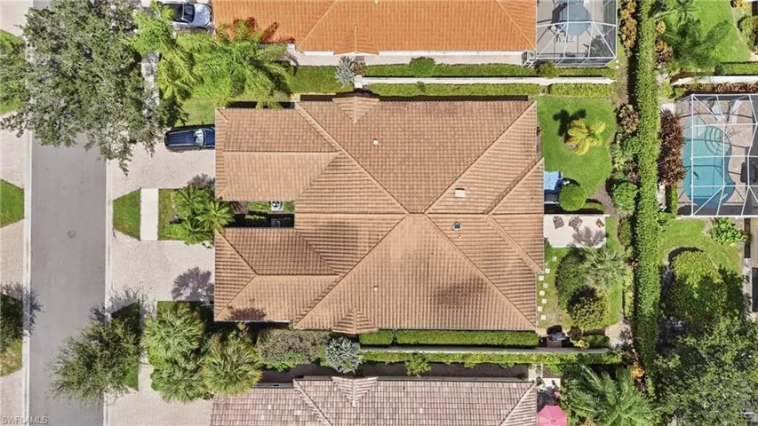 5618 Eleuthera Way, Naples, Florida 34119