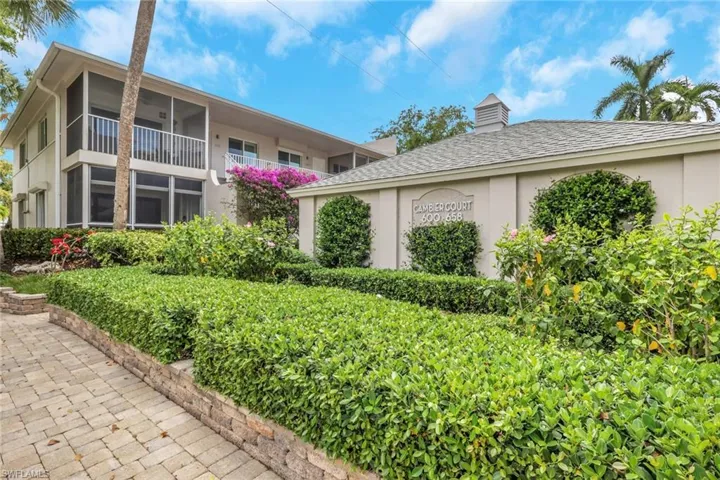 638 7th Ave S B638, Naples, Florida 34102