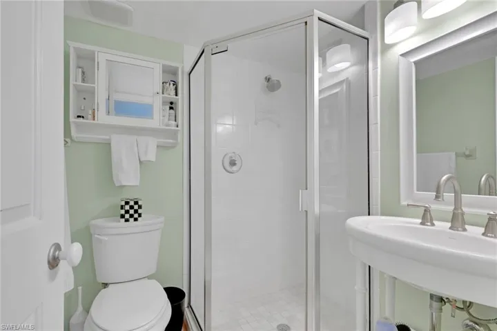 638 7th Ave S B638, Naples, Florida 34102